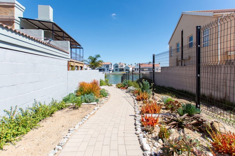 2 Bedroom Property for Sale in Port Owen Western Cape